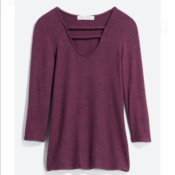 AMERICAN ABLE
Sheeran Bar Detail Hacci‎ Knit Top - Picture 1 of 8